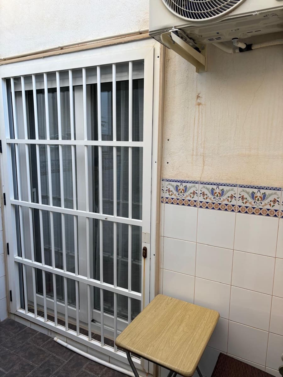3 soveværelse Lejlighed til salg i Torrevieja med garage - € 365.000 (Ref: 10110539)
