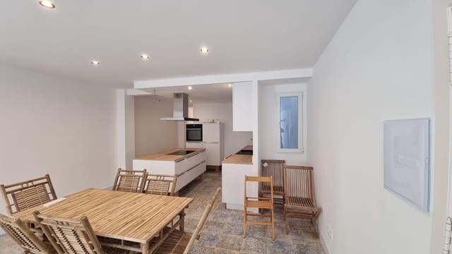 2 slaapkamer Appartement te koop in Centro - Muelle Pesquero, Torrevieja - € 224.000 (Ref: 10110545)