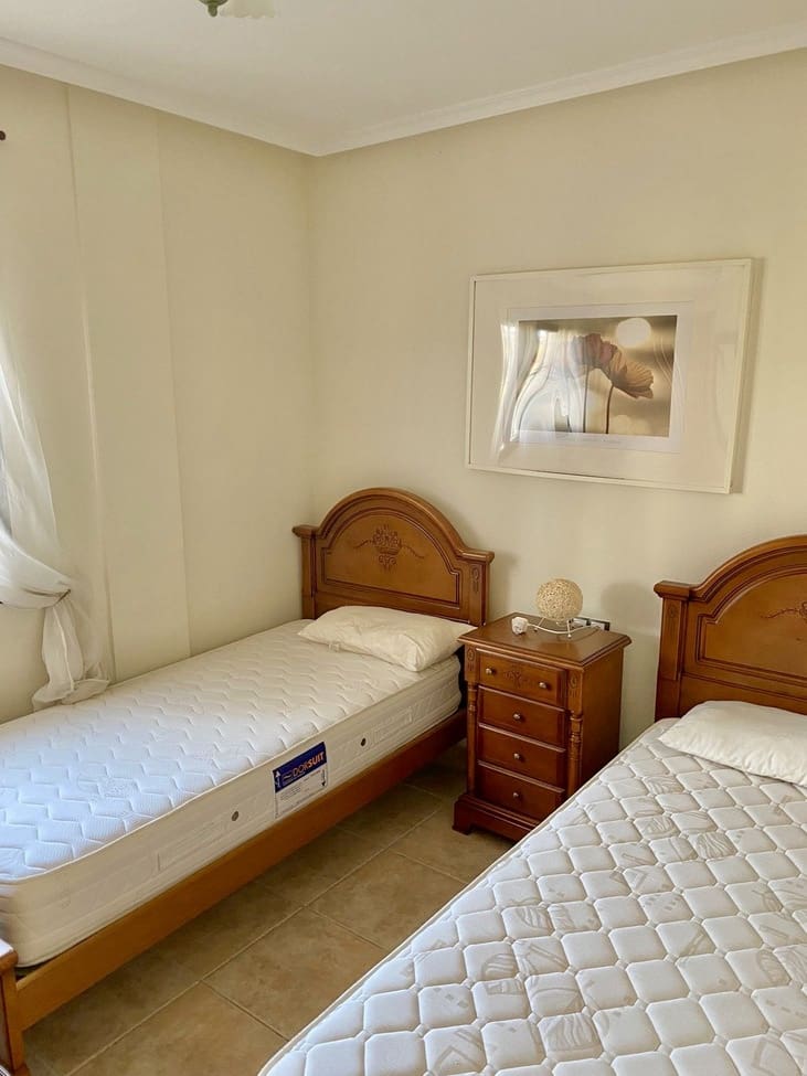 Pareado de 3 habitaciones en Villamartin en venta con piscina garaje - 363.500 € (Ref: 10110557)