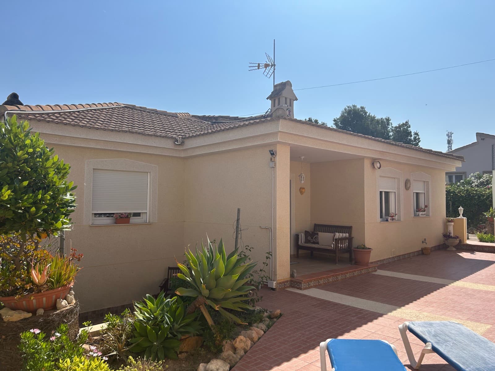 3 sypialnia Willa na sprzedaż w Algorfa z basenem garażem - 599 990 € (Ref: 10110563)