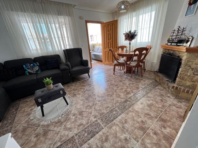 Apartamento de 3 habitaciones en Parque de las Naciones, Torrevieja en venta con piscina - 189.000 € (Ref: 10110564)
