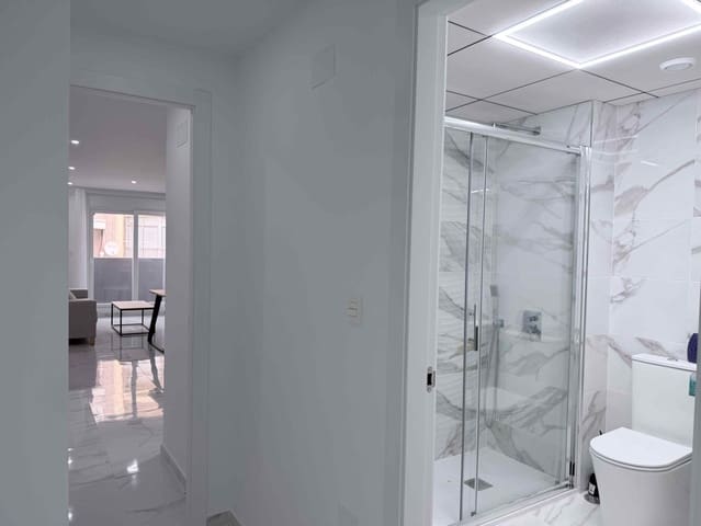 2 slaapkamer Appartement te koop in Parque de las Naciones, Torrevieja met zwembad - € 239.000 (Ref: 10110612)