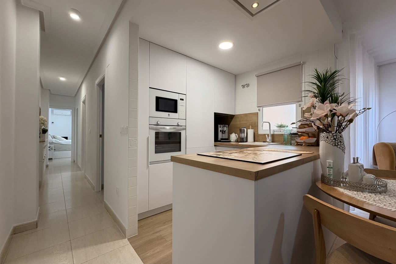 3 makuuhuone Huoneisto myytävänä paikassa Torrevieja - 175 000 € (Ref: 10110663)