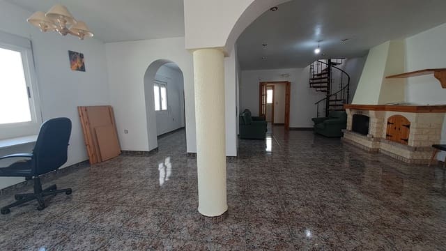 5 soverom Villa til salgs i Villamartin, Orihuela med garasje - € 519 000 (Ref: 10110758)