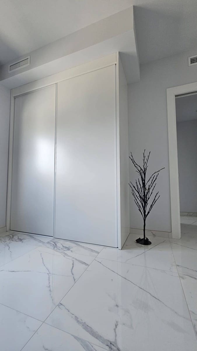 Apartamento de 2 habitaciones en Orihuela Costa en venta con piscina garaje - 283.000 € (Ref: 10110779)