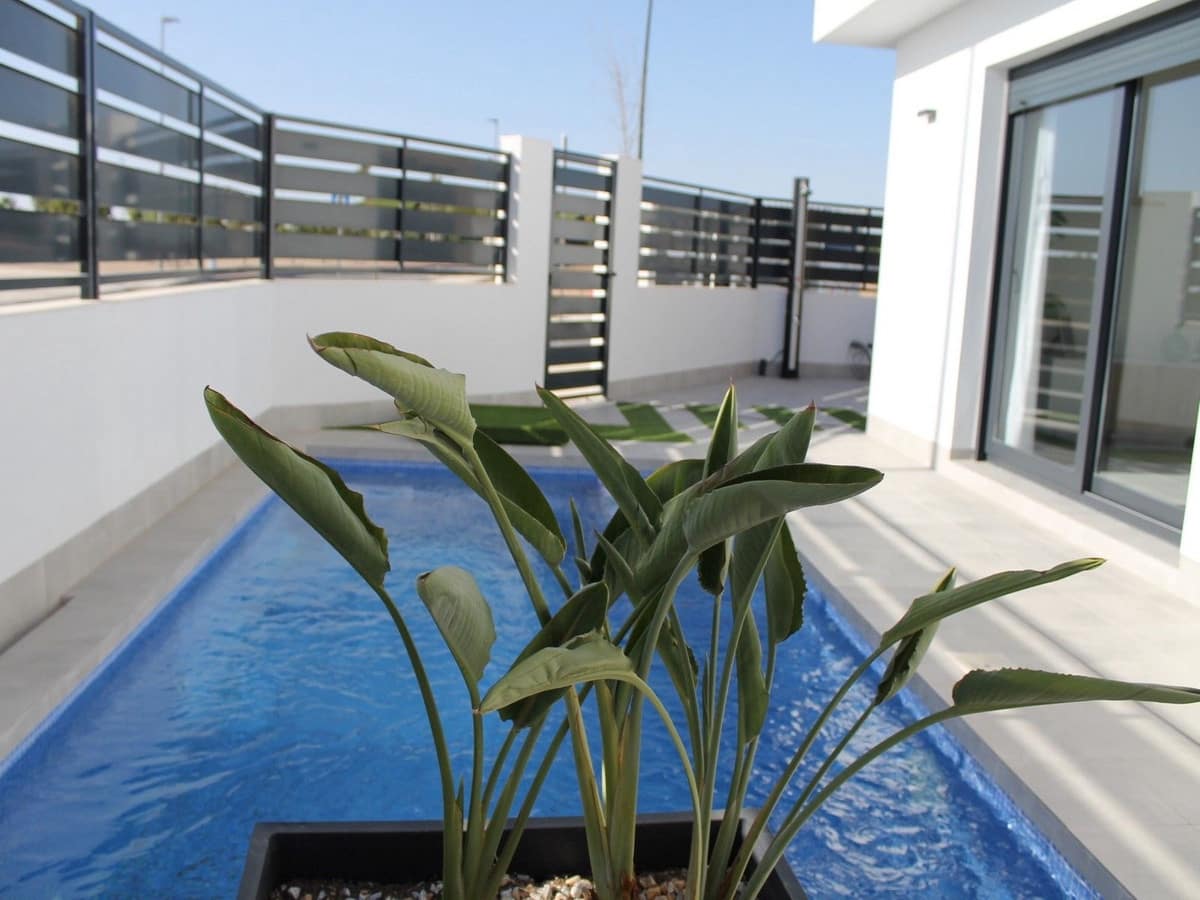 3 Zimmer Villa zu verkaufen in Roldan mit Pool Garage - 392.500 € (Ref: 10111319)
