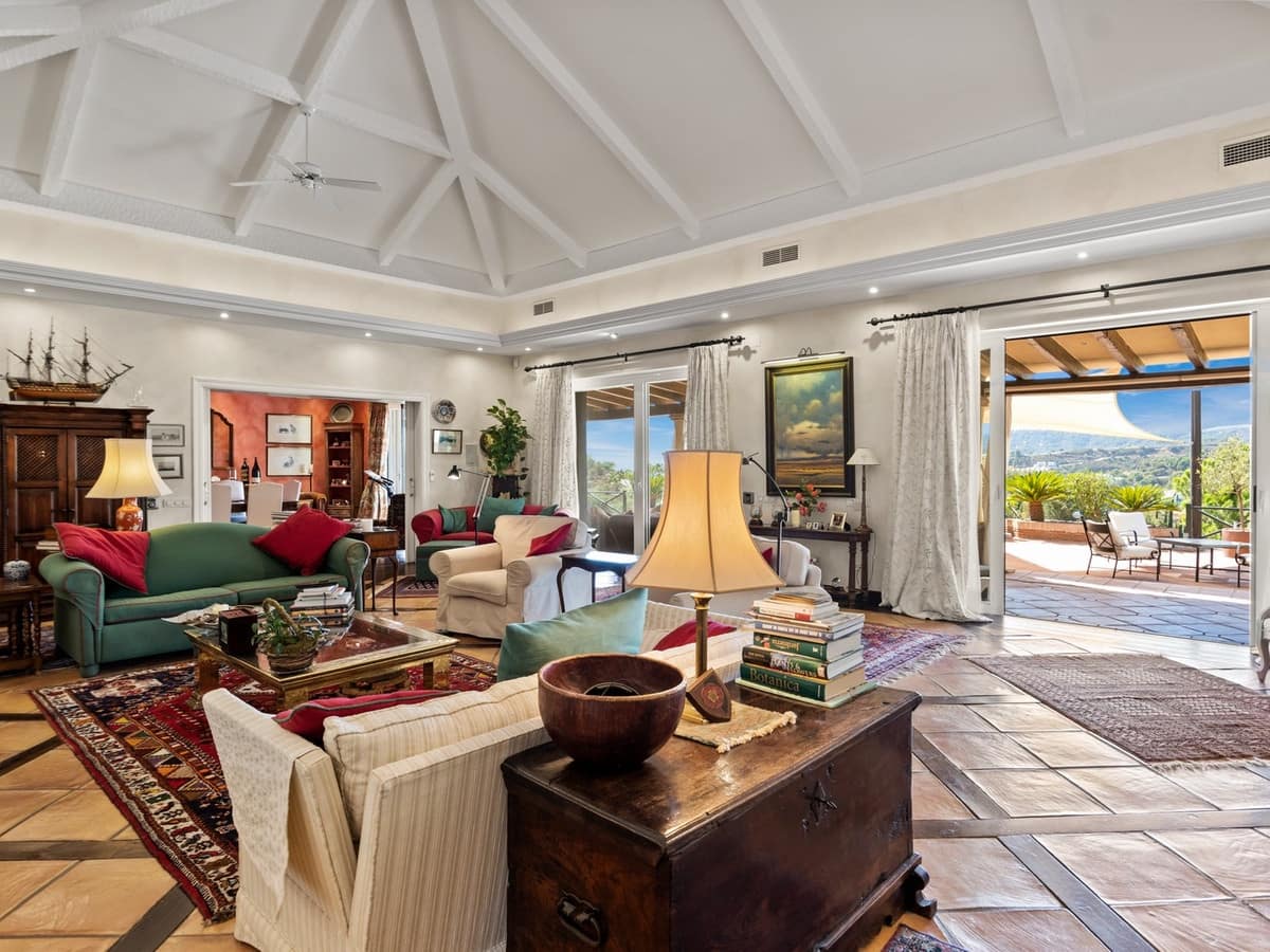 4 Zimmer Villa zu verkaufen in Benahavis mit Pool Garage - 3.250.000 € (Ref: 10111399)