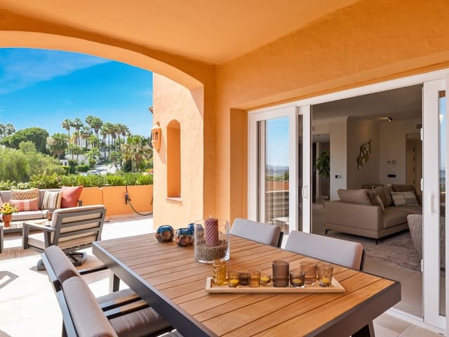 3 sypialnia Apartament na sprzedaż w Los Naranjos, Marbella z basenem garażem - 2 295 000 € (Ref: 10111402)