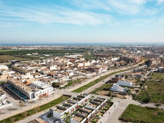 2 Zimmer Bungalow zu verkaufen in Pilar de la Horadada mit Pool Garage - 257.900 € (Ref: 10111445)