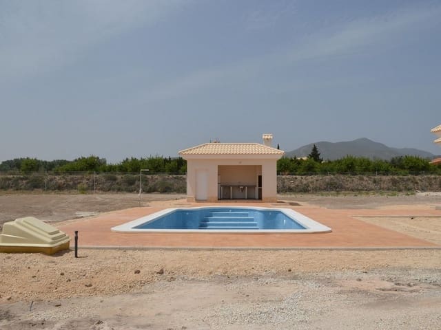 4 quarto Moradia para venda em Pinoso com piscina garagem - 454 000 € (Ref: 10113678)