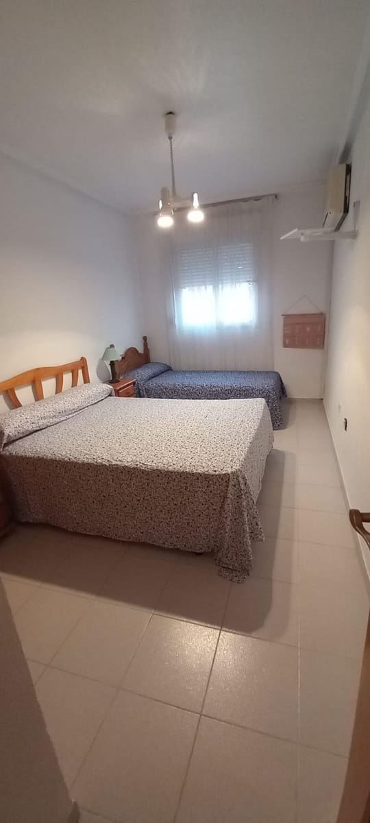 2 soveværelse Lejlighed til salg i Torrevieja med swimmingpool - € 157.000 (Ref: 10113777)