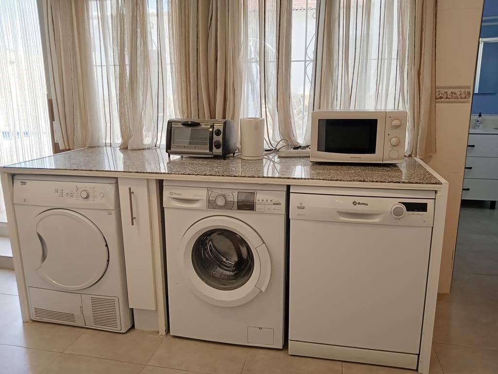 4 sovrum Hus till salu i Los Montesinos med pool garage - 285 000 € (Ref: 10113847)