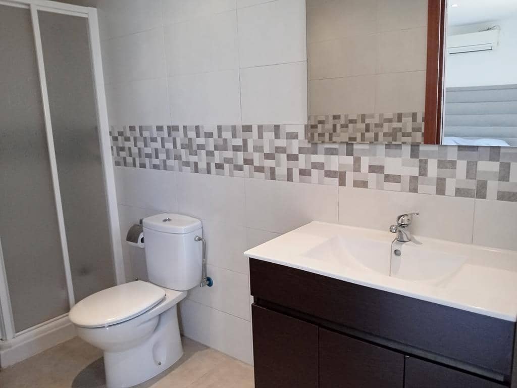 4 sovrum Hus till salu i Los Montesinos med pool garage - 285 000 € (Ref: 10113847)