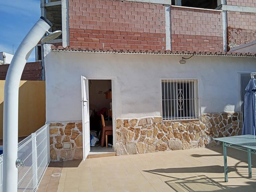 4 sovrum Hus till salu i Los Montesinos med pool garage - 285 000 € (Ref: 10113847)