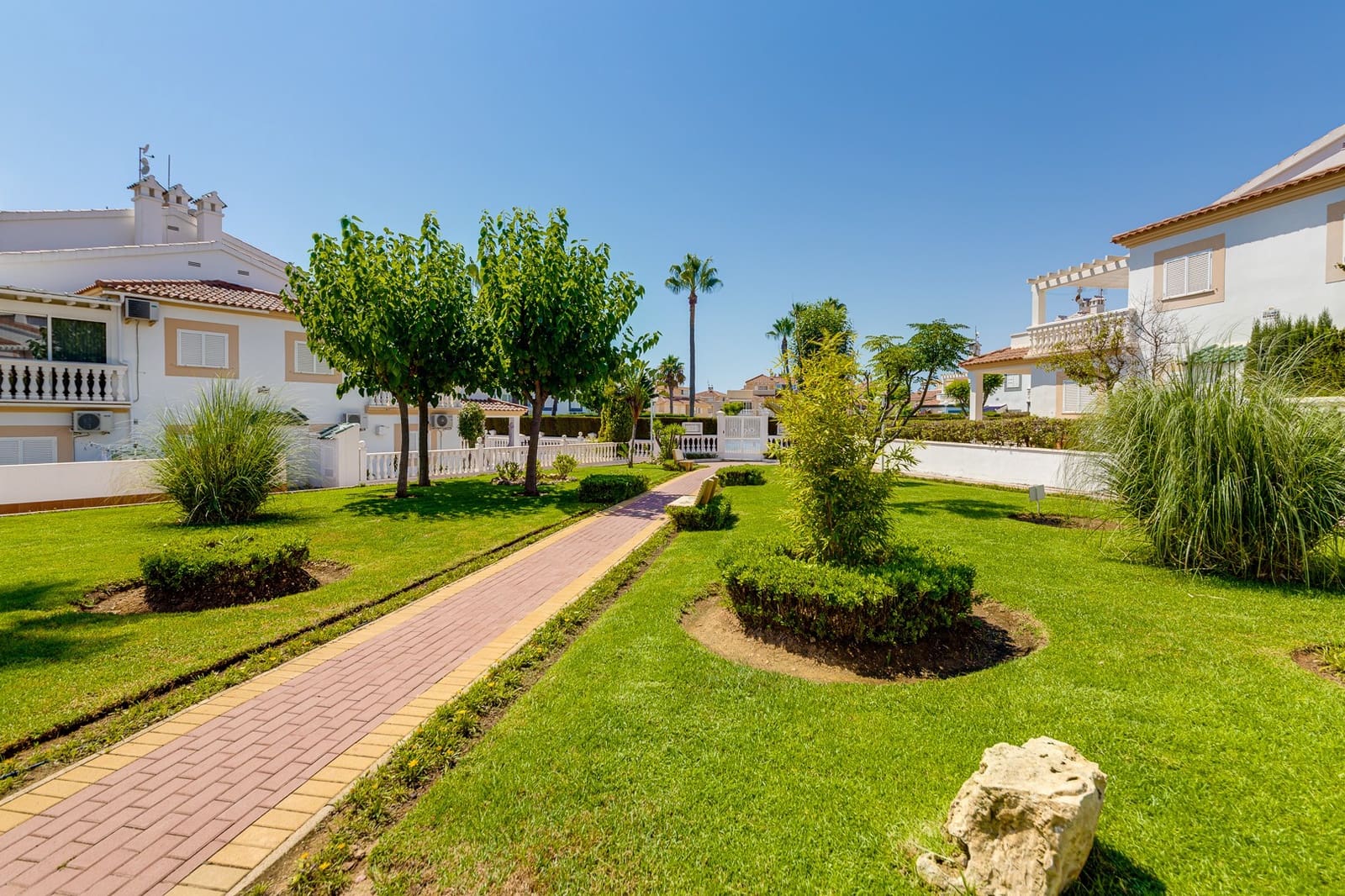 2 makuuhuone Huoneisto myytävänä paikassa Orihuela Costa mukana uima-altaan - 229 000 € (Ref: 10113920)