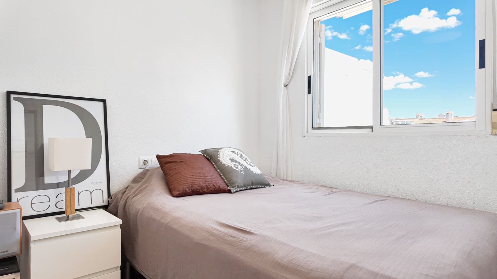 Apartamento de 2 habitaciones en Torrevieja en venta con piscina - 159.000 € (Ref: 10113923)