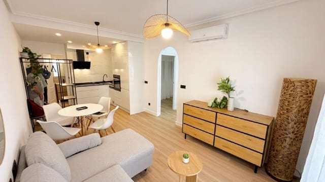 2 chambre Appartement à vendre à Puerto Deportivo, Torrevieja - 159 000 € (Ref: 10113939)