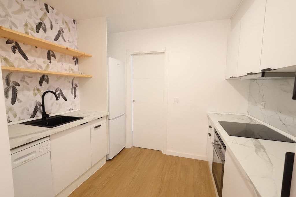 3 makuuhuone Huoneisto myytävänä paikassa Orihuela Costa mukana uima-altaan - 269 000 € (Ref: 10113942)