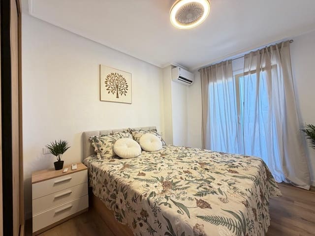 3 slaapkamer Appartement te koop in Parque de las Naciones, Torrevieja met zwembad - € 179.900 (Ref: 10113945)