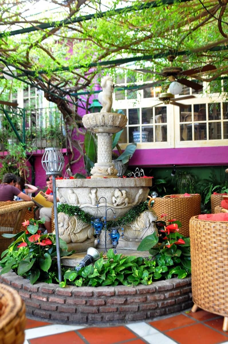 Restaurant/Bar for sale in Mijas with pool garage - € 1,200,000 (Ref: 10114184)