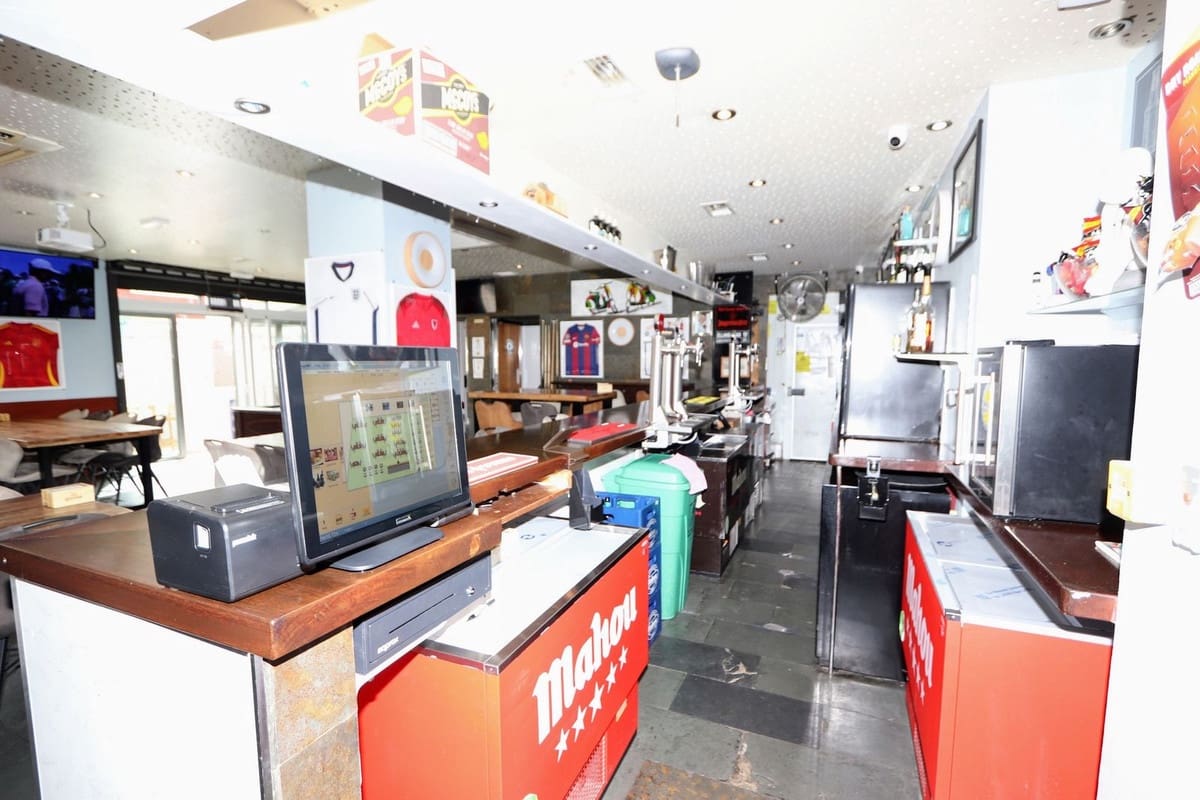 Restaurant/Bar for sale in San Pedro del Pinatar - € 390,000 (Ref: 10114194)