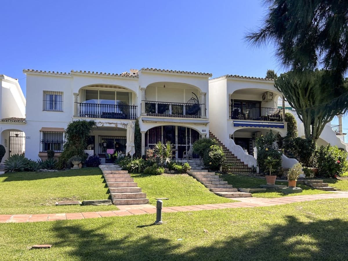 1 chambre Appartement à vendre à El Paraiso avec piscine - 249 500 € (Ref: 10114218)