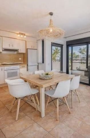 2 sovrum Radhus till salu i Lajares, La Oliva med pool - 220 000 € (Ref: 10114229)