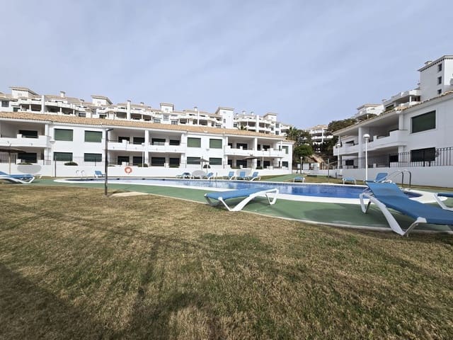 Apartamento de 2 habitaciones en Campoamor, Orihuela en venta con piscina - 298.000 € (Ref: 10114349)