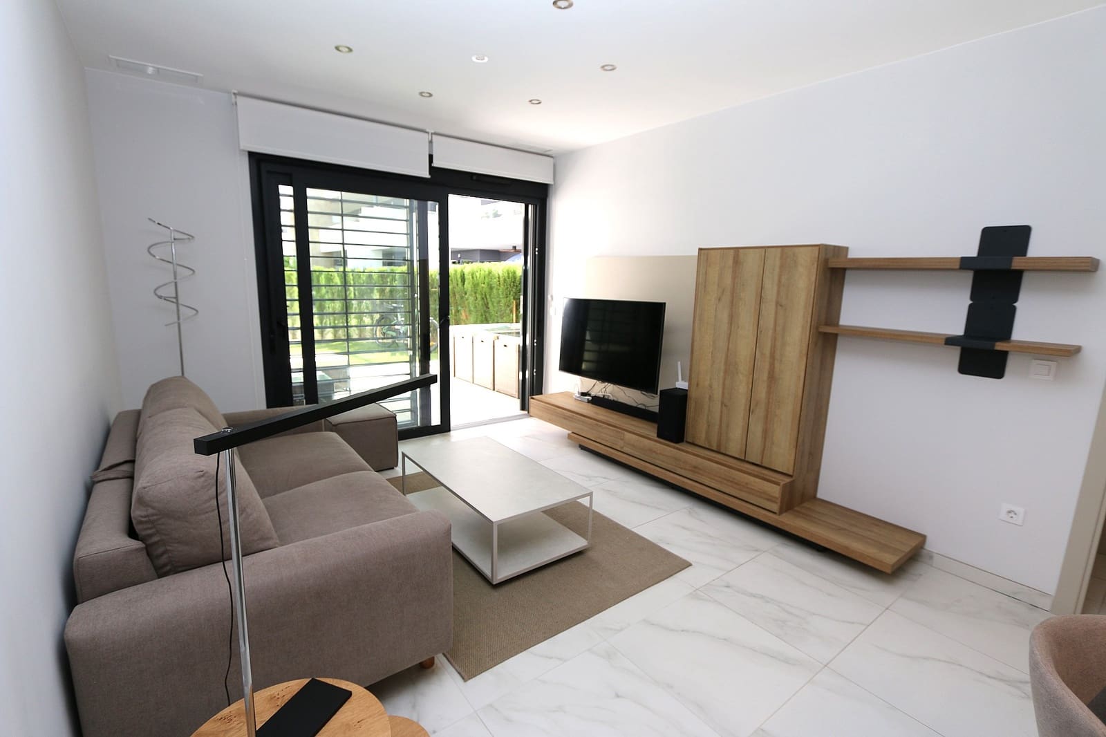 2 slaapkamer Appartement te koop in Playa Flamenca met zwembad garage - € 425.000 (Ref: 10117763)