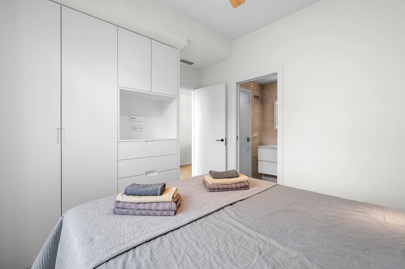 3 soverom Kjedet enebolig til salgs i Torre de la Horadada med svømmebasseng - € 545 000 (Ref: 10117792)