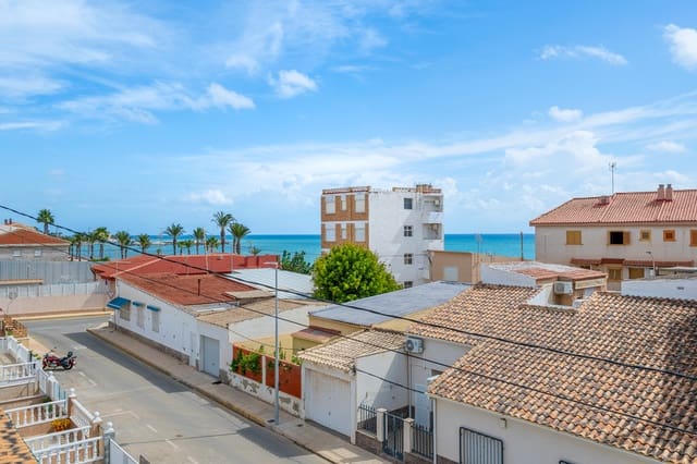 3 soverom Kjedet enebolig til salgs i Torre de la Horadada, Pilar de la Horadada med svømmebasseng - € 545 000 (Ref: 10117792)
