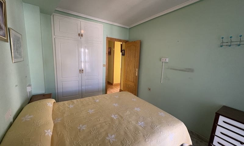 3 quarto Apartamento para venda em Torrevieja com garagem - 189 995 € (Ref: 10117885)