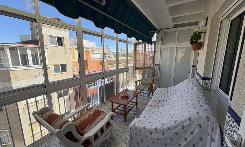 3 quarto Apartamento para venda em Torrevieja com garagem - 189 995 € (Ref: 10117885)