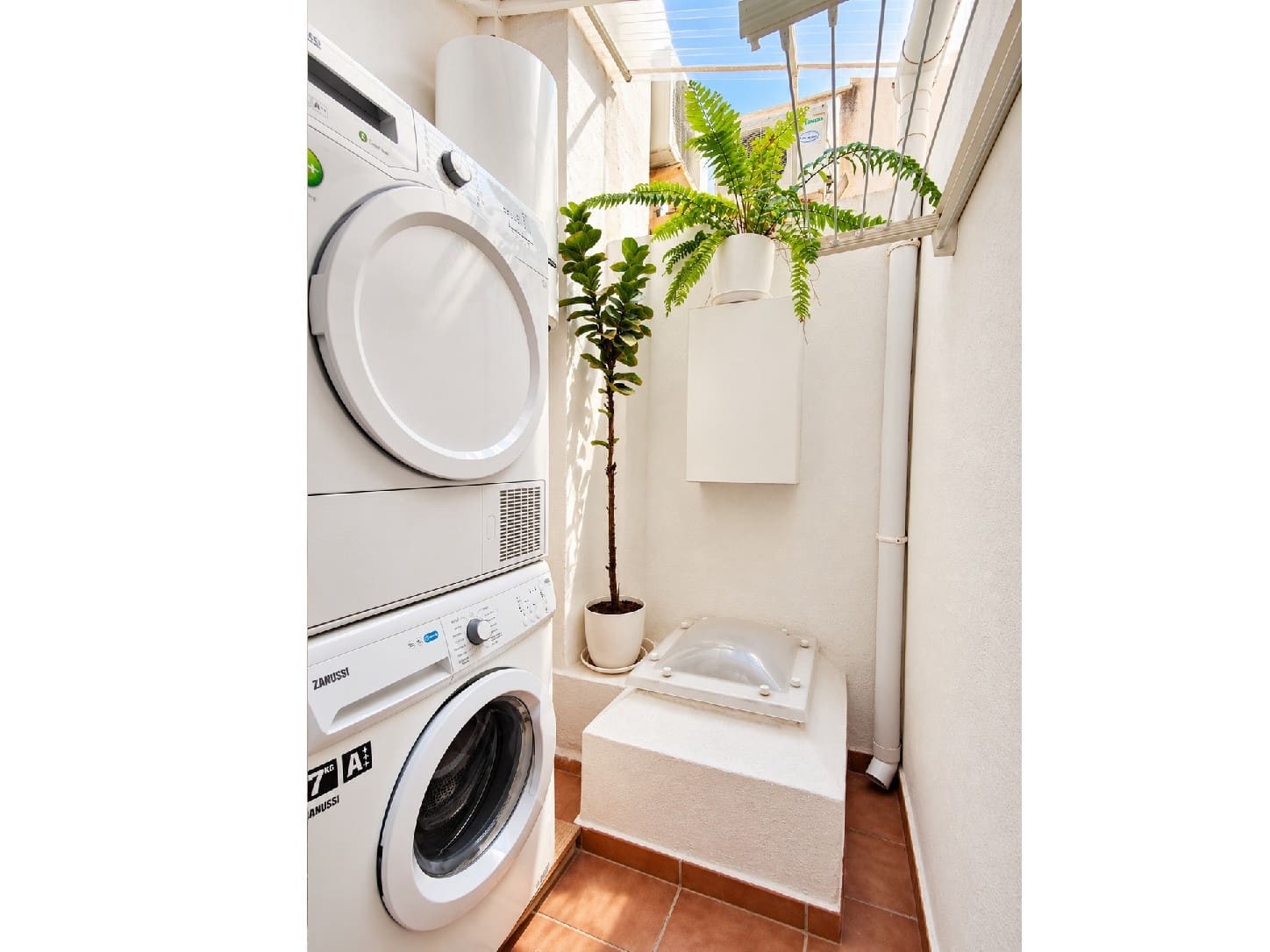 Casa de 4 habitaciones en Guardamar del Segura en venta con piscina garaje - 269.000 € (Ref: 10117948)