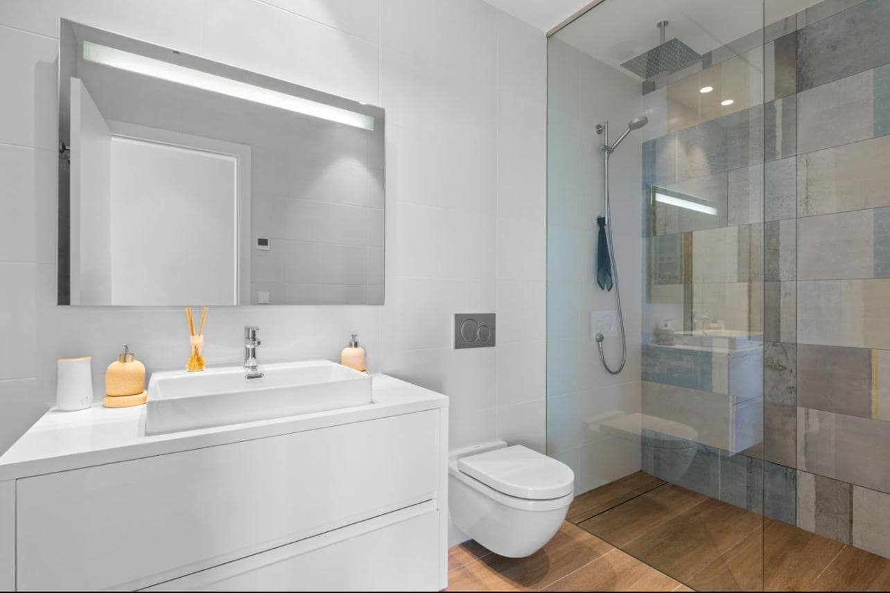 Apartamento de 2 habitaciones en Orihuela Costa en venta con piscina garaje - 475.000 € (Ref: 10117995)