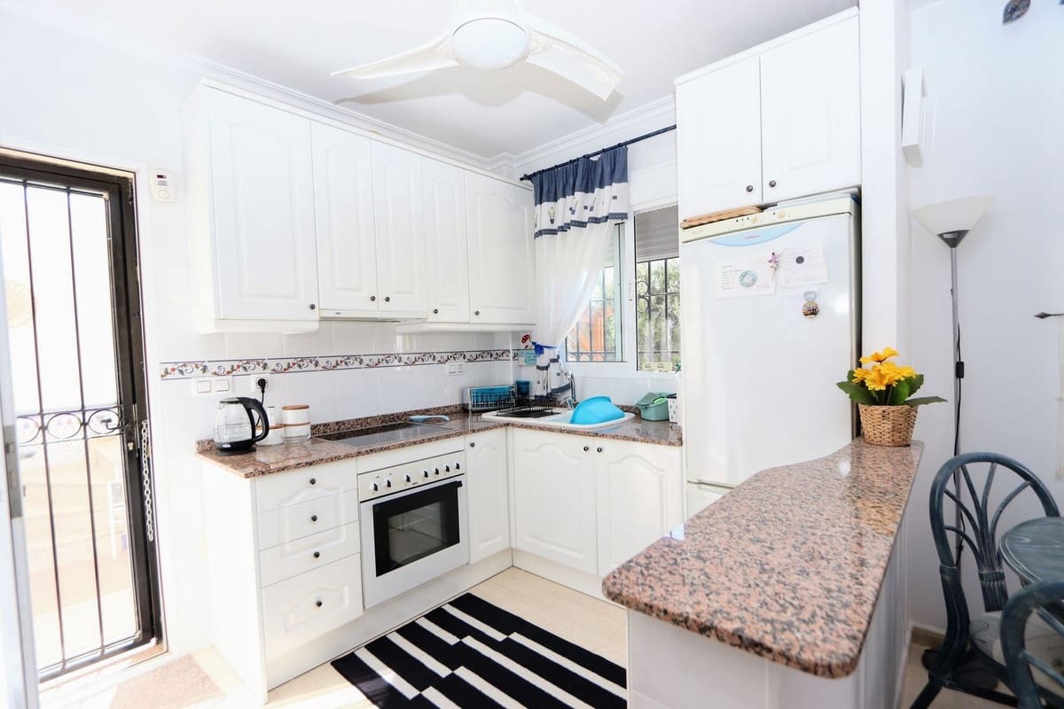 2 bedroom Semi-detached Villa for sale in Sucina with pool garage - € 179,995 (Ref: 10117997)