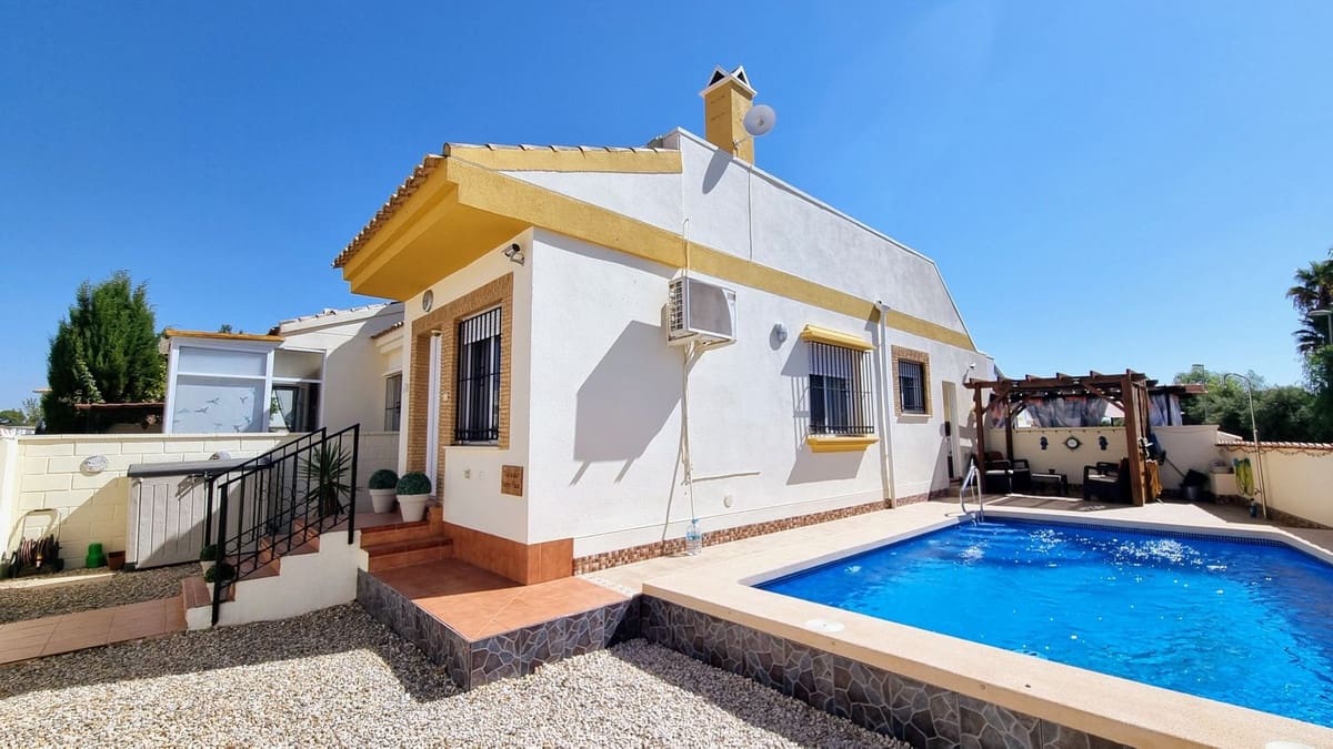 2 bedroom Semi-detached Villa for sale in Sucina with pool garage - € 179,995 (Ref: 10117997)