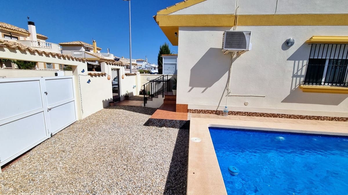 2 bedroom Semi-detached Villa for sale in Sucina with pool garage - € 179,995 (Ref: 10117997)