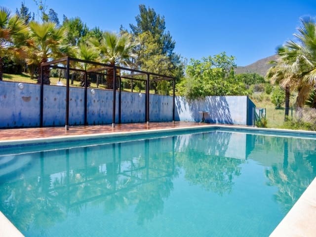 4 quarto Moradia para venda em Mijas Costa, Mijas com piscina garagem - 2 000 000 € (Ref: 10117998)