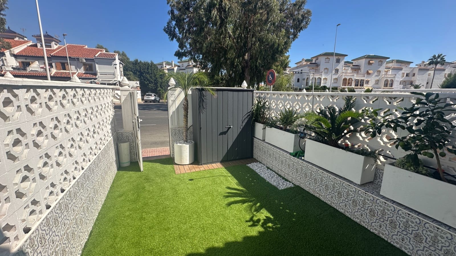 3 sypialnia Dom na sprzedaż w La Mata z basenem garażem - 339 000 € (Ref: 10118005)