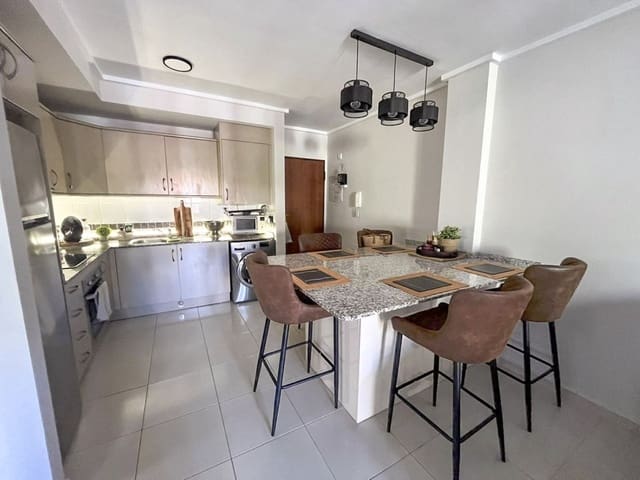 2 sovrum Lägenhet till salu i Los Alcázares med pool - 199 000 € (Ref: 10119071)