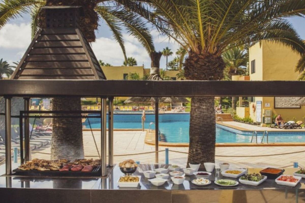 1 quarto Apartamento para venda em Corralejo com piscina - 210 000 € (Ref: 10119072)