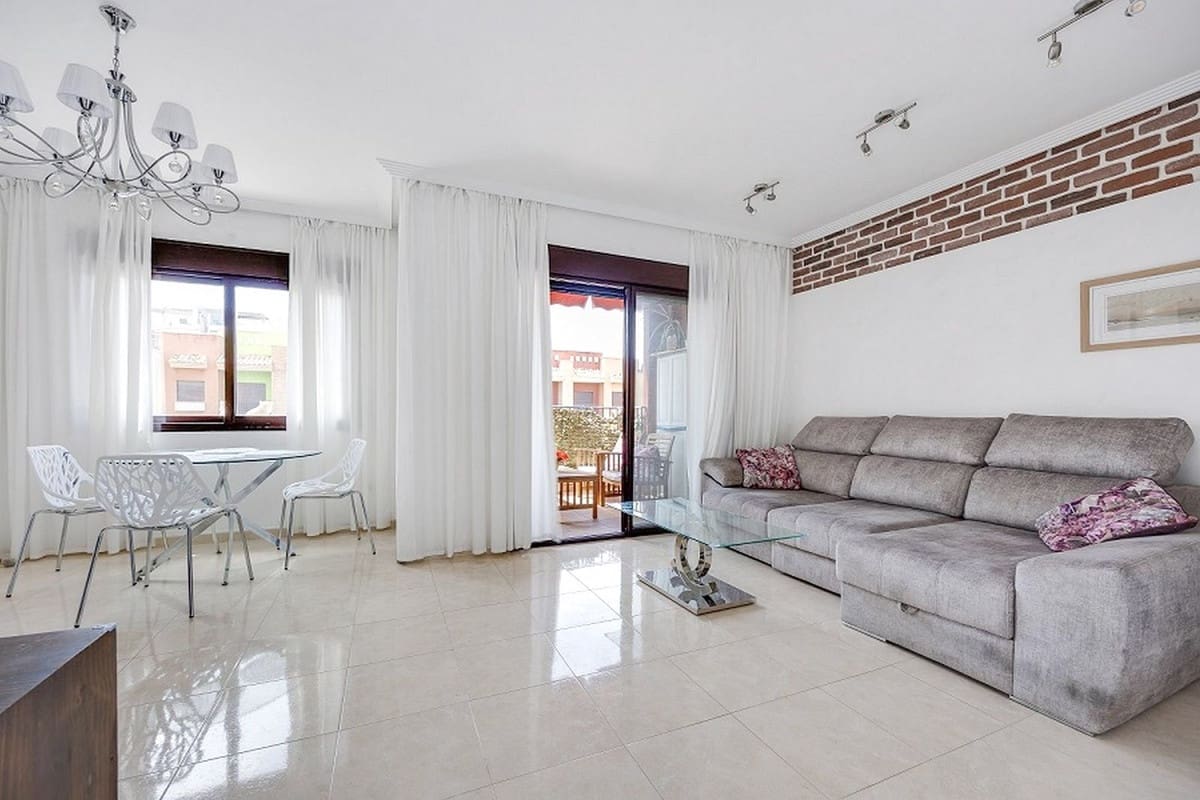 Apartamento de 2 habitaciones en Orihuela Costa en venta con piscina garaje - 233.000 € (Ref: 10119078)