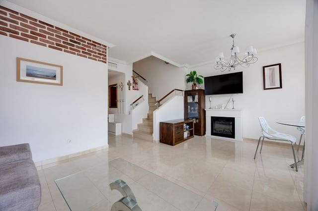 Apartamento de 2 habitaciones en Lomas de Cabo Roig - Los Dolses, Orihuela en venta con piscina garaje - 233.000 € (Ref: 10119078)
