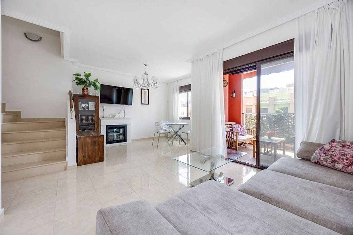 Apartamento de 2 habitaciones en Orihuela Costa en venta con piscina garaje - 233.000 € (Ref: 10119078)