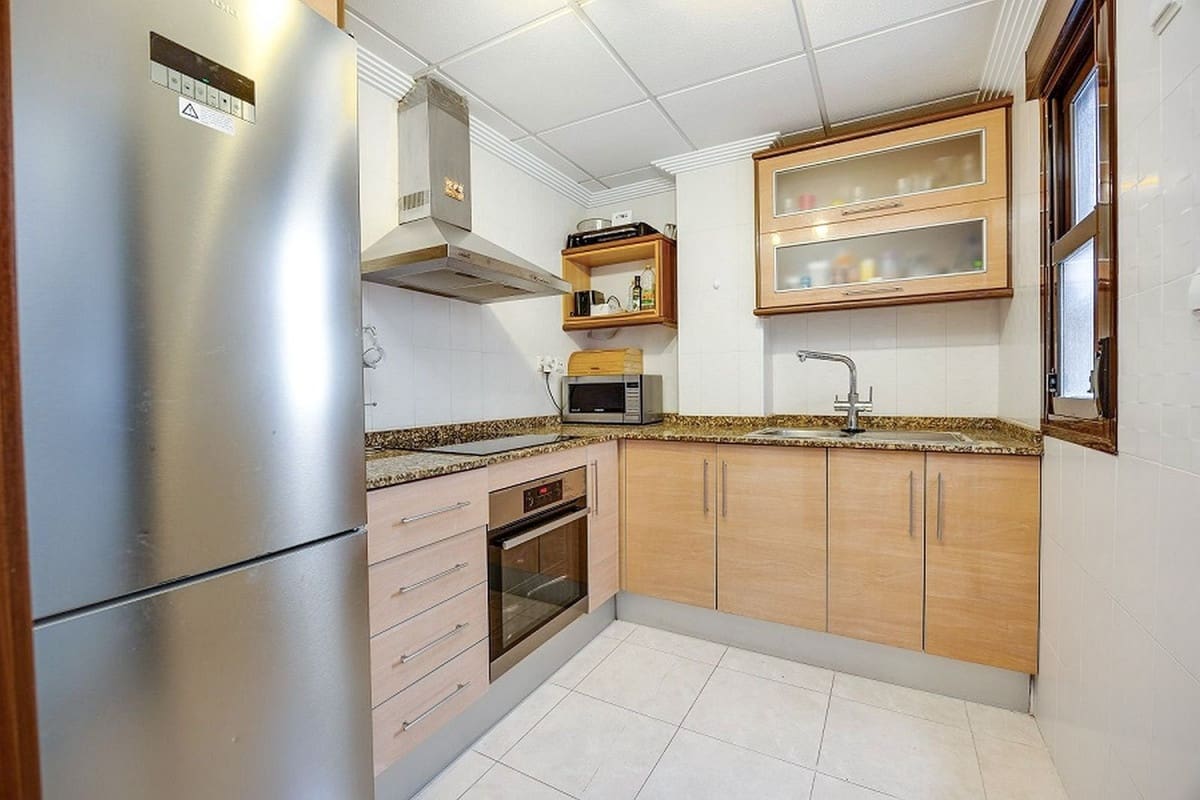 Apartamento de 2 habitaciones en Orihuela Costa en venta con piscina garaje - 233.000 € (Ref: 10119078)