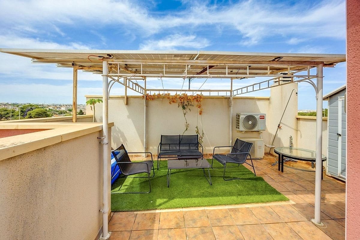 Apartamento de 2 habitaciones en Orihuela Costa en venta con piscina garaje - 233.000 € (Ref: 10119078)