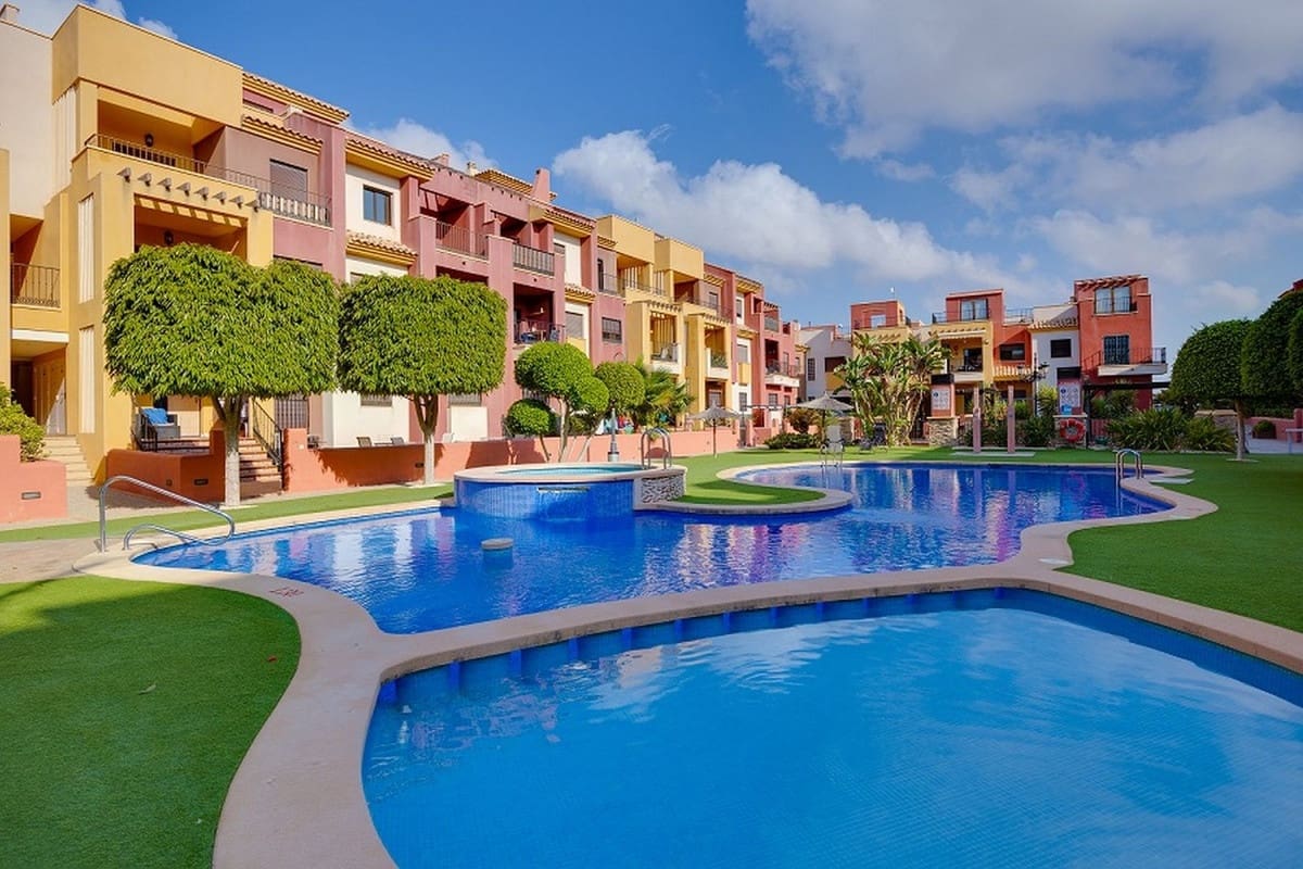 Apartamento de 2 habitaciones en Orihuela Costa en venta con piscina garaje - 233.000 € (Ref: 10119078)