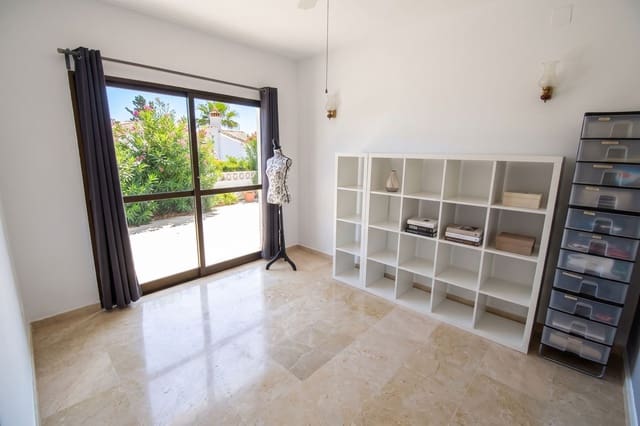 3 soverom Villa til salgs i Benalmádena pueblo, Benalmádena med svømmebasseng garasje - € 625 000 (Ref: 10119081)