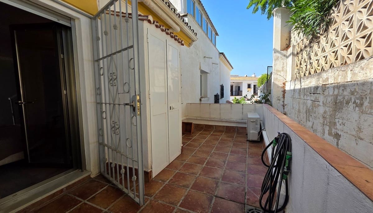 3 sovrum Radhus till salu i Mijas Costa med garage - 405 000 € (Ref: 10119170)